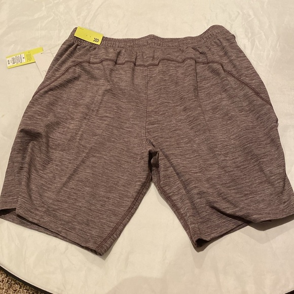 New All In Motion Shorts - Picture 4 of 5